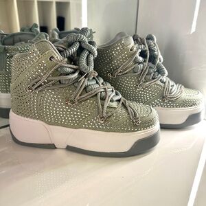 AZALEA WANG BRAVONDO SAGE EMBELLISHED HIGH TOP SNEAKER